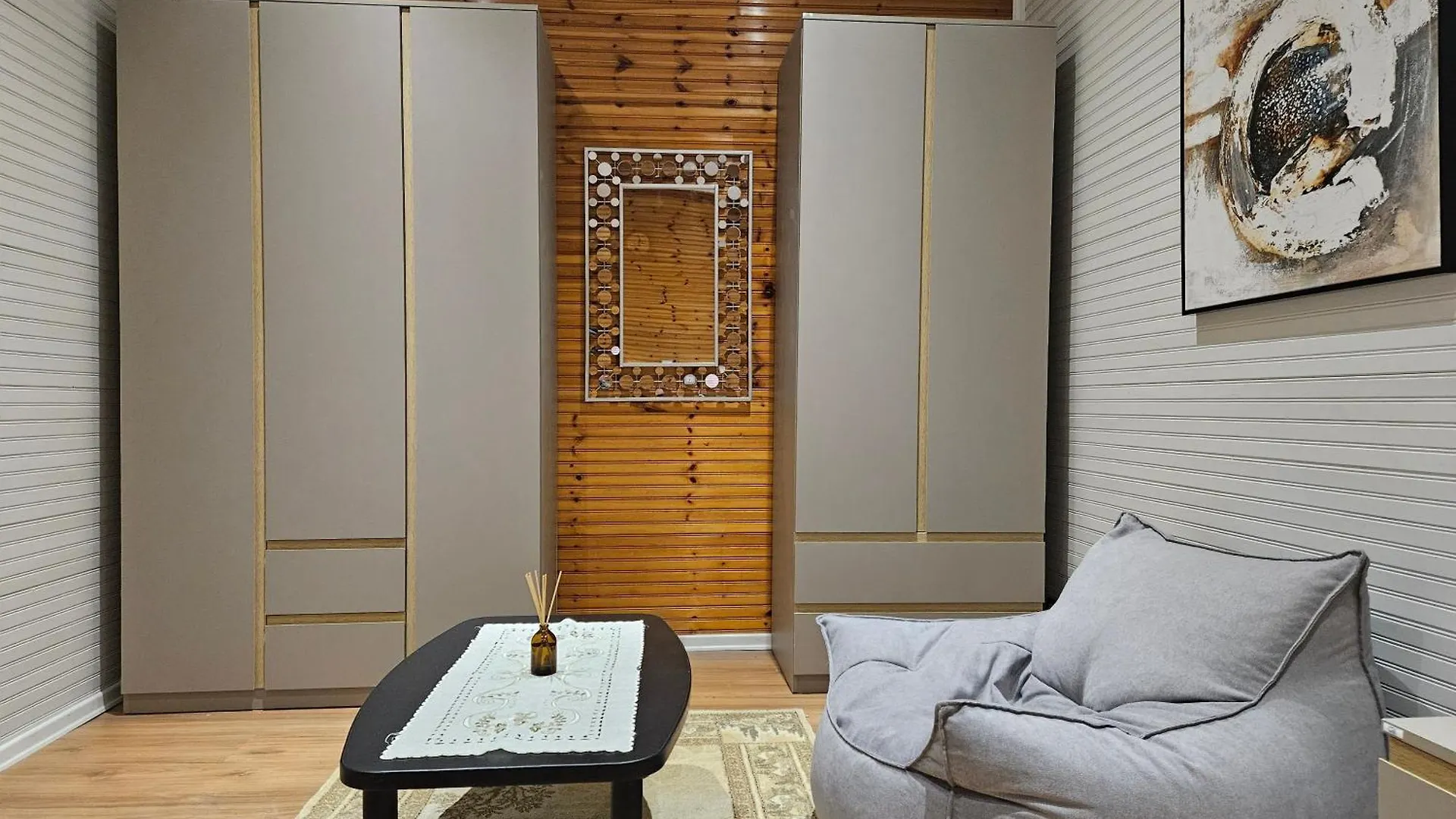 Studio Apartment Near Pazari Ri Τίρανα