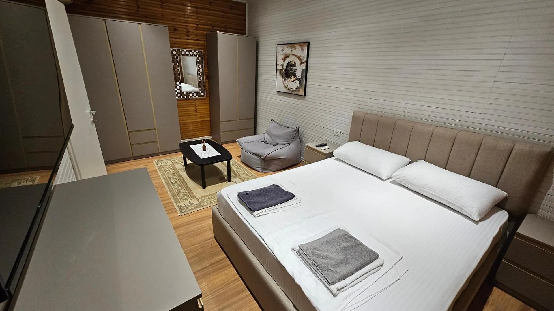 Σπίτι διακοπών Studio Apartment Near Pazari Ri Τίρανα